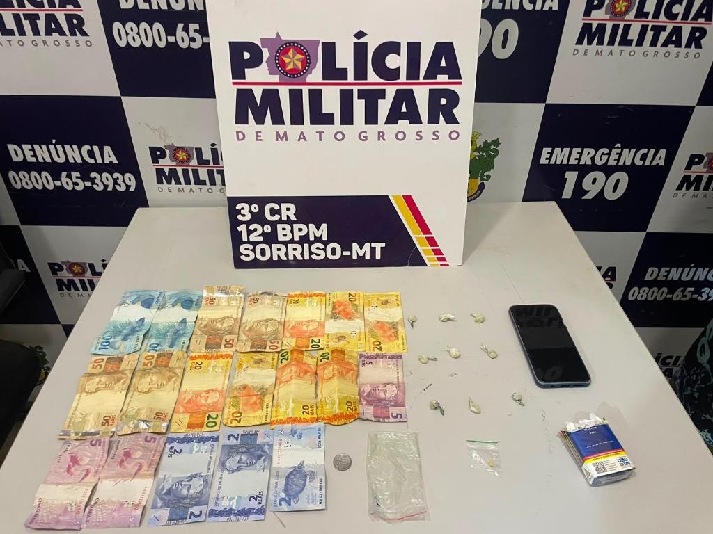 Polícia Militar apreende 28 porções de drogas e detém suspeitos por tráfico