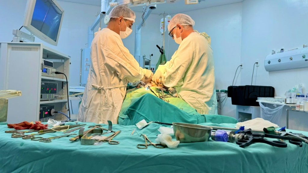 HMC realiza 88 cirurgias por vídeo em dois meses e amplia acesso a procedimentos menos invasivos