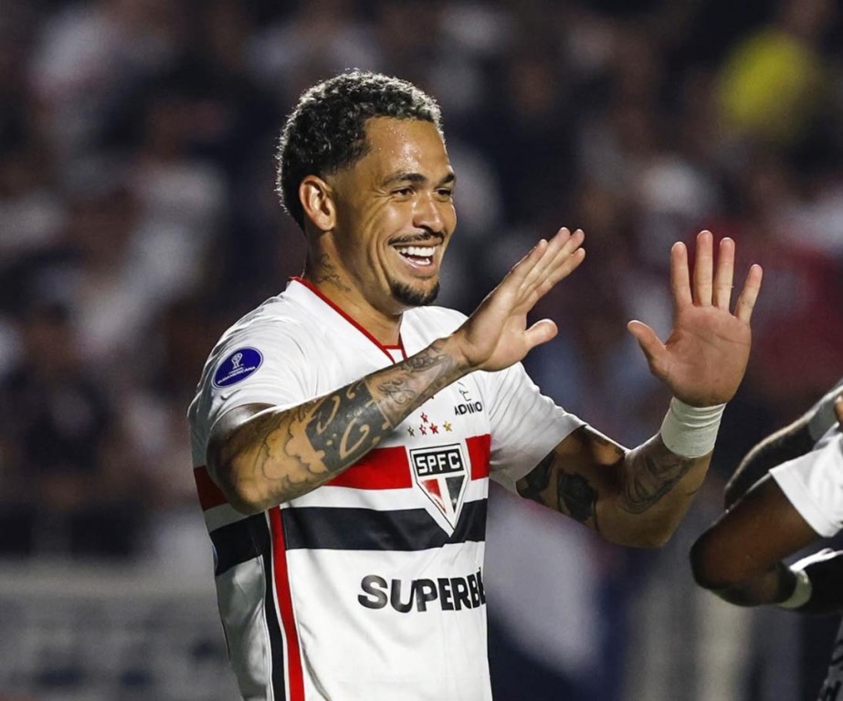 São Paulo vence Bolívar no MorumBIS e avança às quartas de final da Sul-Americana
