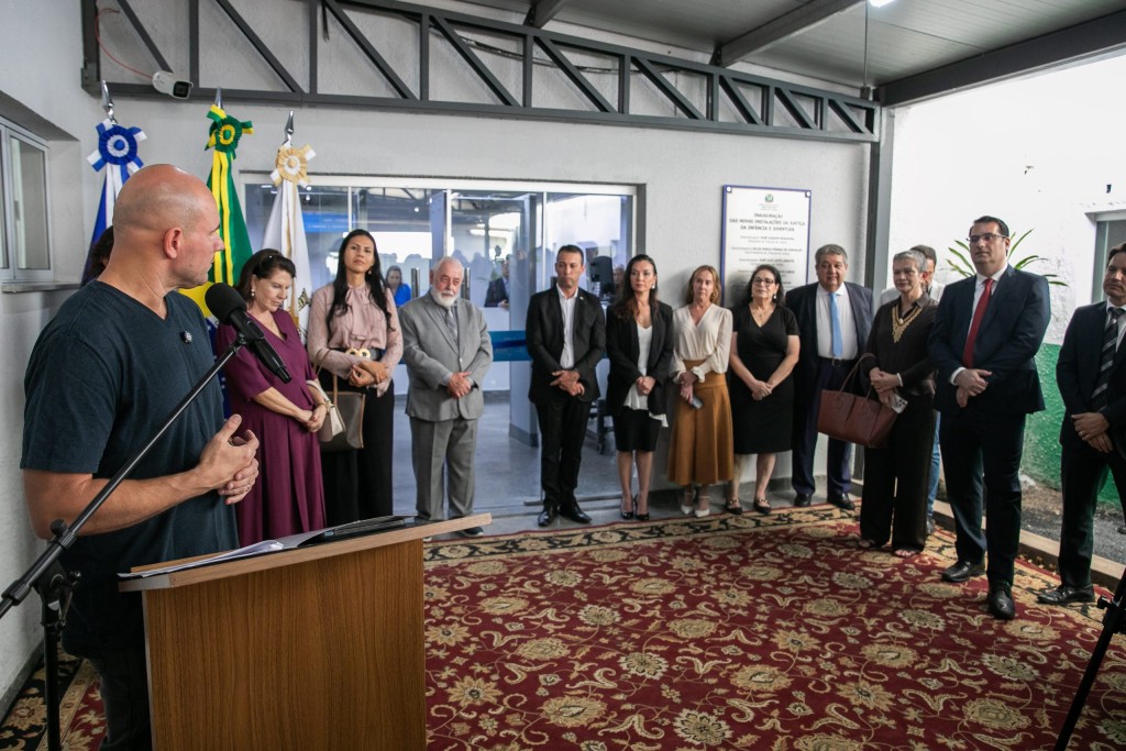 Prefeito reforça parceria com Judiciário para proteção de crianças e adolescentes