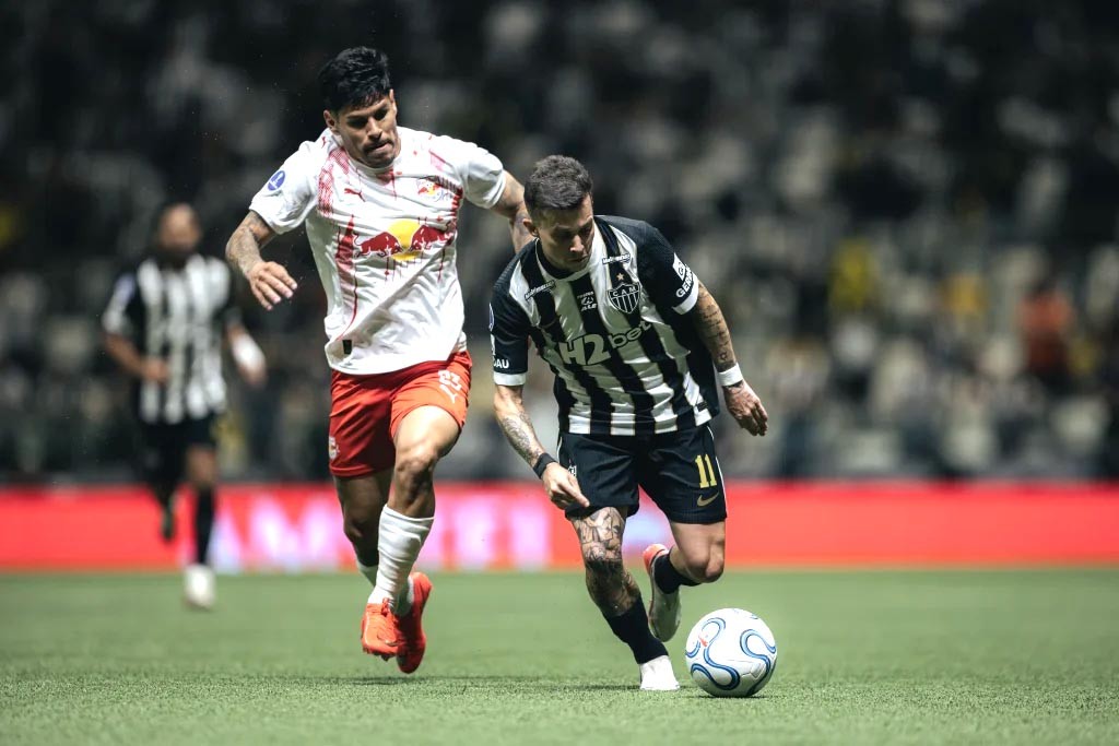 Atlético-MG empata com Bragantino e avança às quartas da Sul-Americana