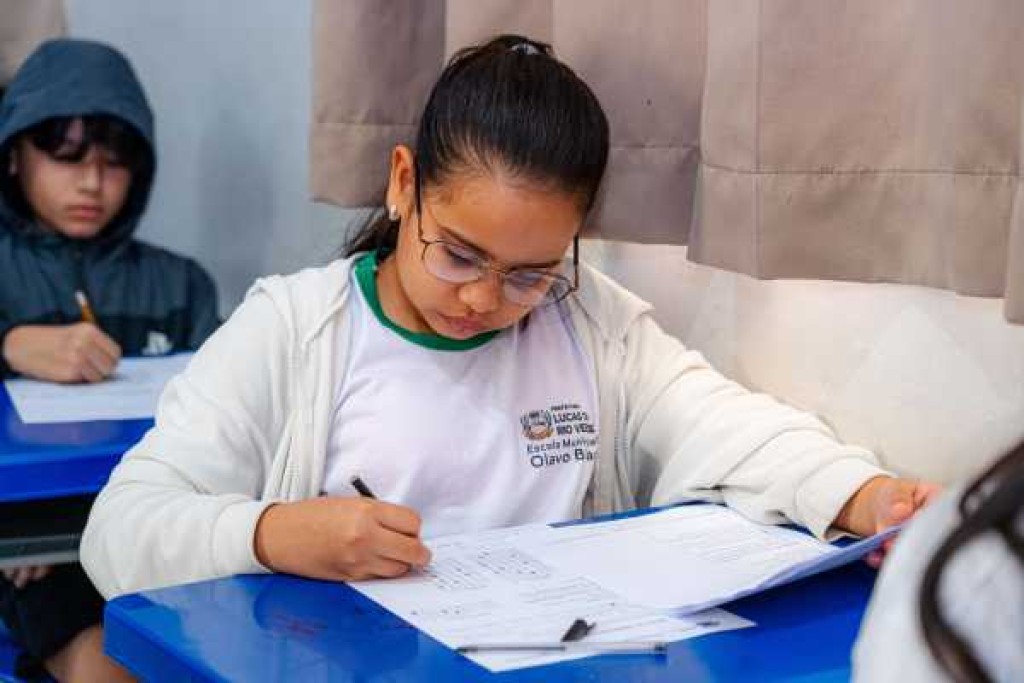 Alunos da Escola Olavo Bilac participam da Olimpíada do Tesouro Direto de Educação Financeira
