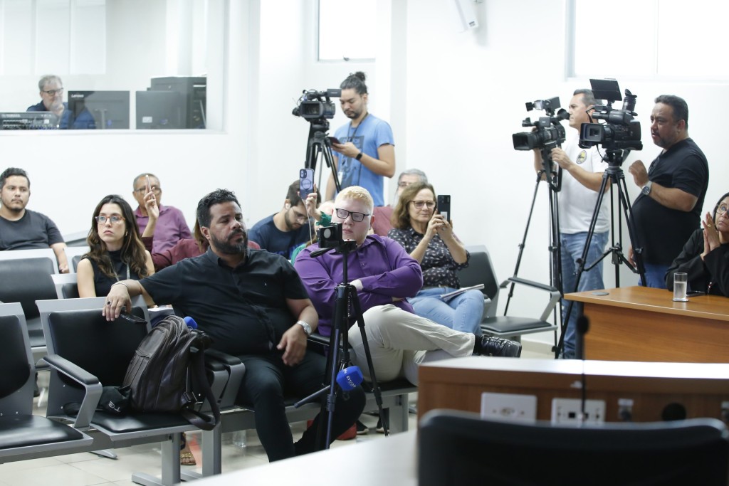 CPI apresenta relatório preliminar sobre despesas e contratos da rede estadual de saúde