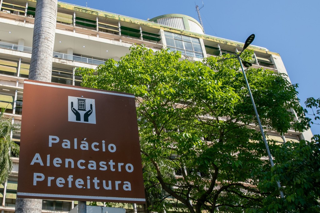 Prefeitura lamenta morte de idosa em acidente e notifica empresa de ônibus