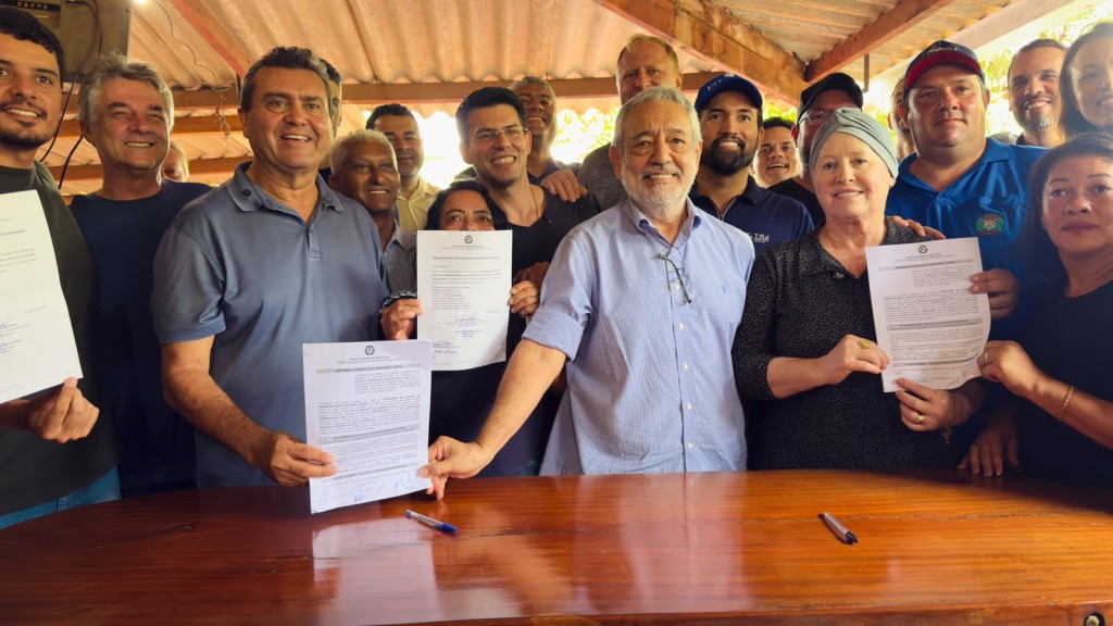 Primavera do Leste assina ordem de serviço de R$ 8,4 milhões para pavimentação de vias em Nova Poxoréu