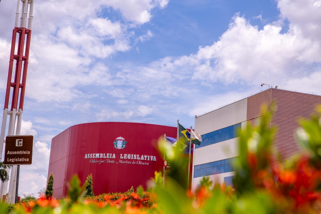 Assembleia terá 18 deputados reconduzidos e cinco estreantes na próxima legislatura