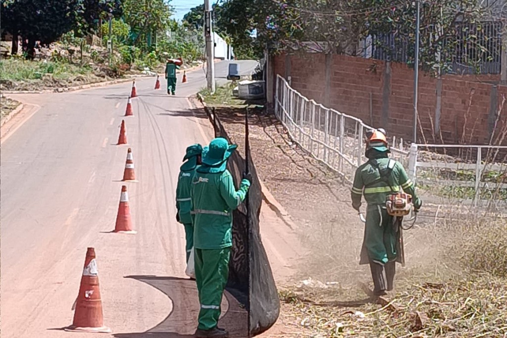 Jardim Paula II, Manaíra e Manga recebem ações de limpeza e manutenção