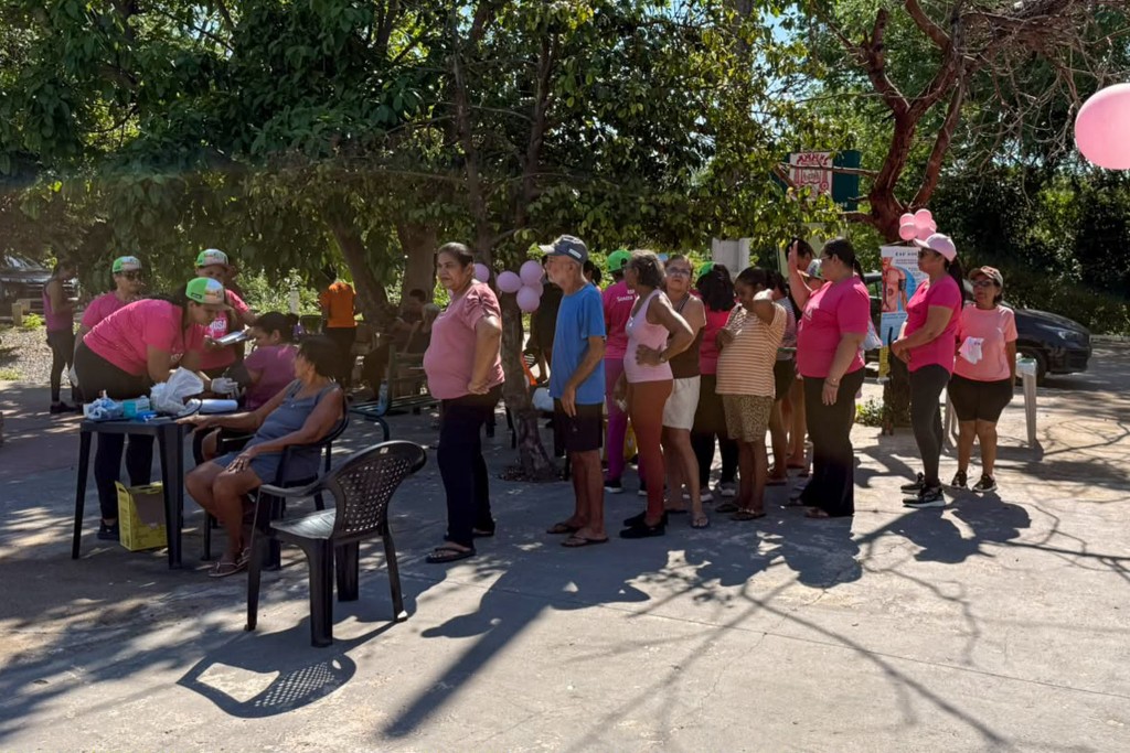 Outubro Rosa começa com caminhada, cuidado e muita participação no Bonsucesso
