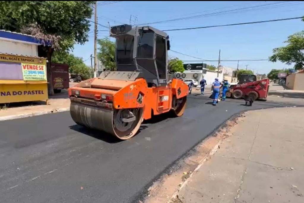 Prefeitura avança com recapeamento de ruas no bairro Vila Ipase