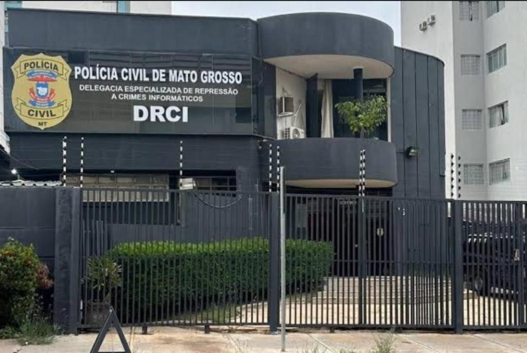 Operação da Polícia Civil desarticula central de golpes virtuais em Várzea Grande