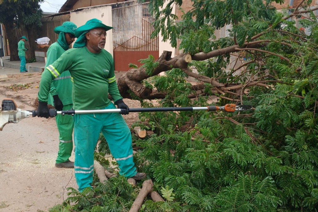 VG em Ação reforça zeladoria em avenidas, praças e bairros de Várzea Grande