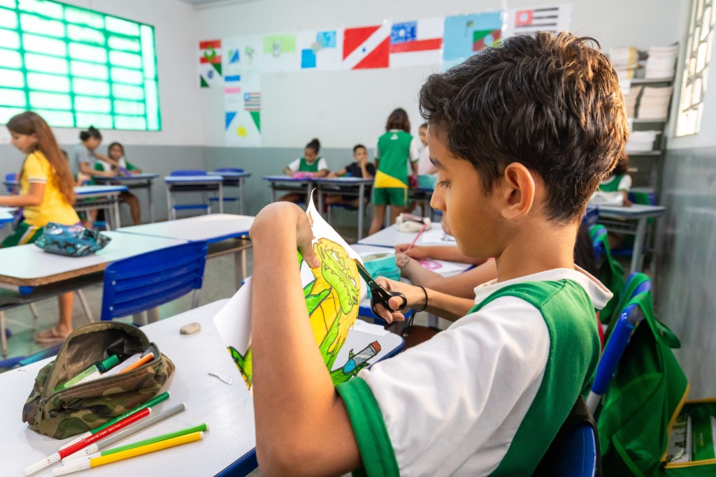 Prefeitura pede ajuda da comunidade após furtos de fiação elétrica prejudicarem aulas