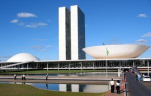 Vice-prefeito Paulinho Abreu e secretário de Governo buscam em Brasília destravar recursos para Sinop