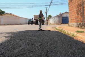 Prefeitura intensifica operação tapa-buracos no Residencial São Benedito